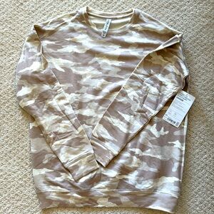 NWT Athleta Studio to Street Sweatshirt, XS, Camo